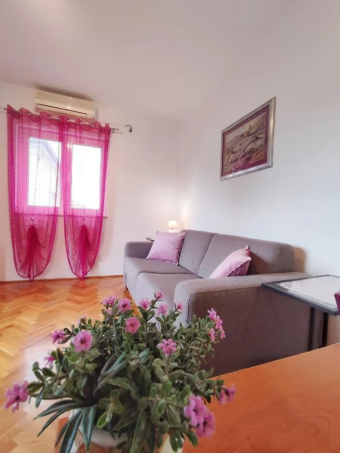 Apartment Dario Zadar