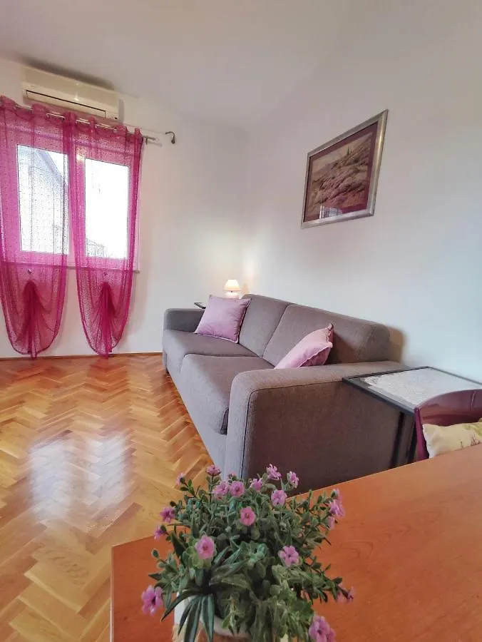 Apartment Dario Zadar
