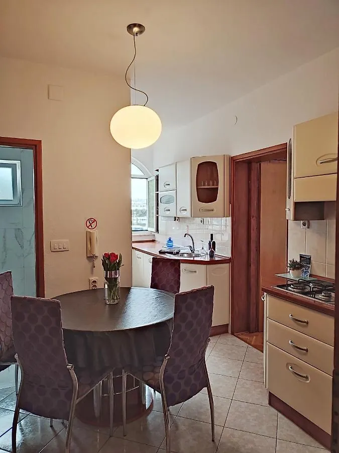 Apartment Dario Zadar