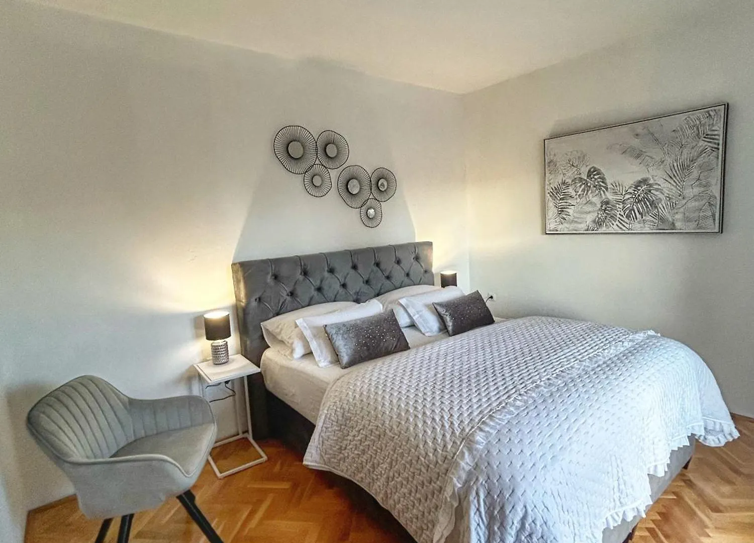 Apartment Dario Zadar 0*,